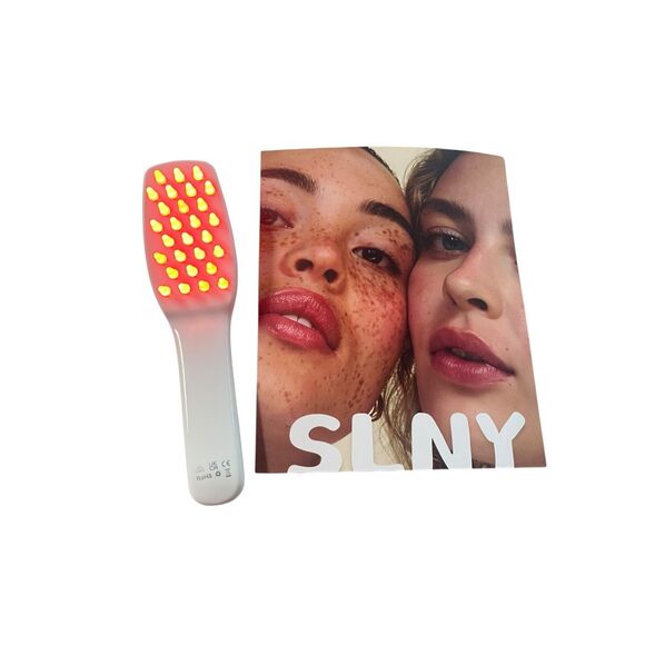 Solaris Laboratories NY Essential Scalp Therapy Intensive LED Hair Growth Brush - Picture 5 of 5